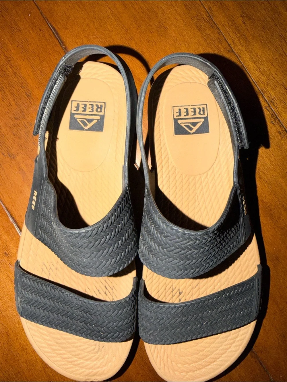 Reef Black Strap Sandals with Tan Footbed - Picture 2 of 5